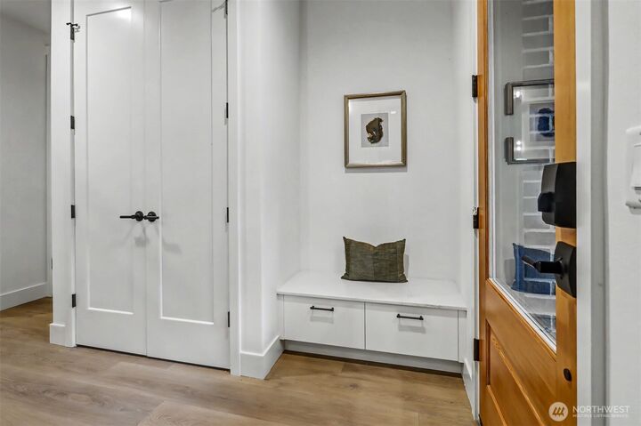 Property Photo:  11251  108th Avenue NE  WA 98033 