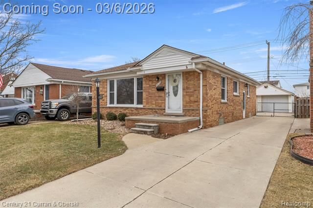 Property Photo:  15107 Aster Avenue  MI 48101 