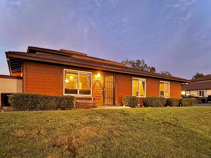 Property Photo:  321 Sun Ct  CA 92021 