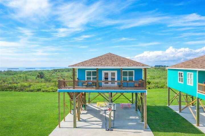 Property Photo:  164 Prioux Lane  LA 70631 