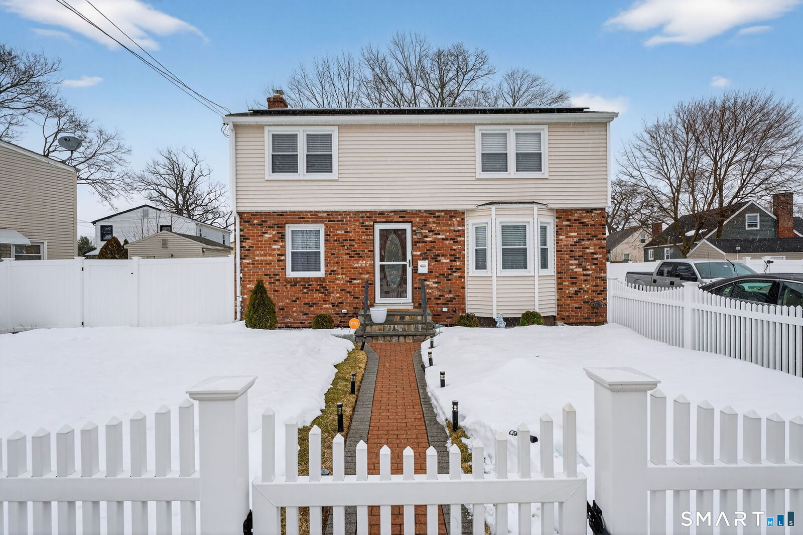 Property Photo:  83 Deerfield Drive  CT 06040 