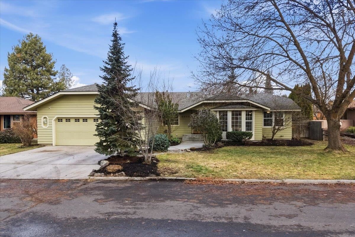 Property Photo:  5320 W Woodview Ct  WA 99208 