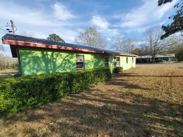 Property Photo: 153 Bush Ave GA 31750