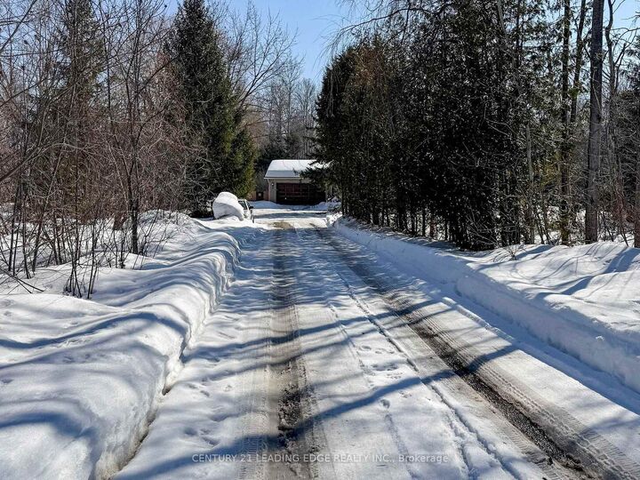 Property Photo:  3525 Pollock Road E  ON L4P 0P6 