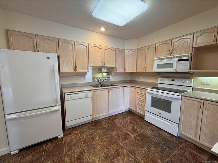 Property Photo: 2055 Galerno Rd #26 BC V9W 6Z1