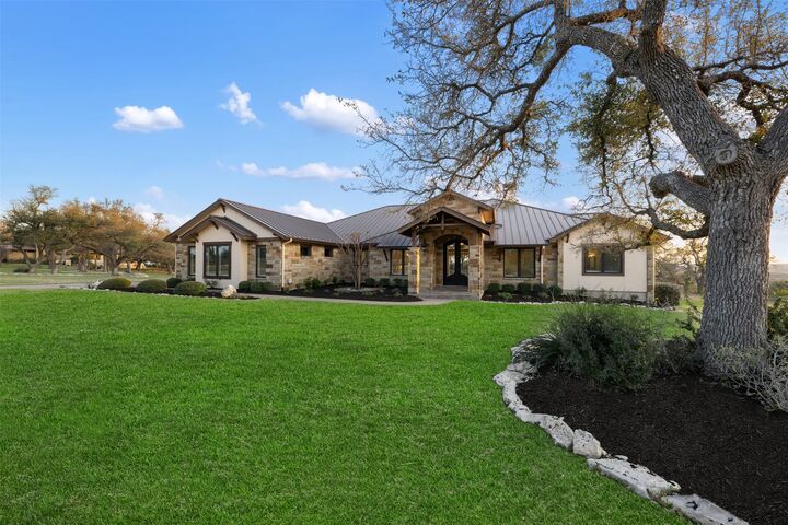 Property Photo:  8040 Carlton Ridge Cove  TX 78738 