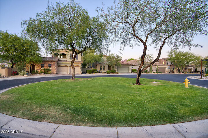 Property Photo: 17735 N 99th Place AZ 85255