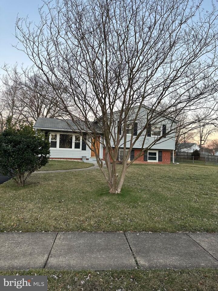 Property Photo: 8019 Beckner Court VA 22309