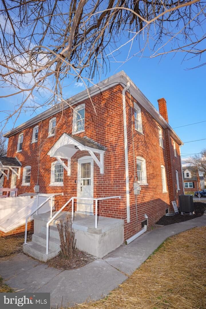 Property Photo:  625 Watson Avenue  VA 22601 