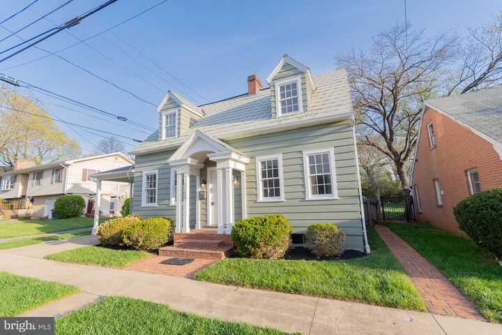 Property Photo:  1104 W Race Street  WV 25401 