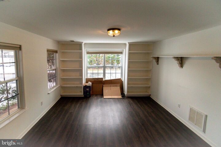 Property Photo:  9911 Blade Court  VA 22408 