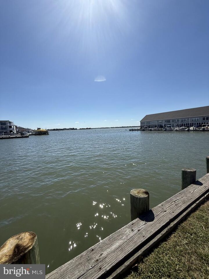 Property Photo:  2601 Sparrow Lane Joooo5/2601J  MD 21842 