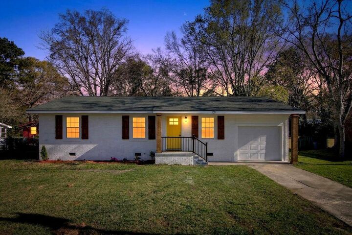 Property Photo:  20 Newark Avenue  SC 29445 