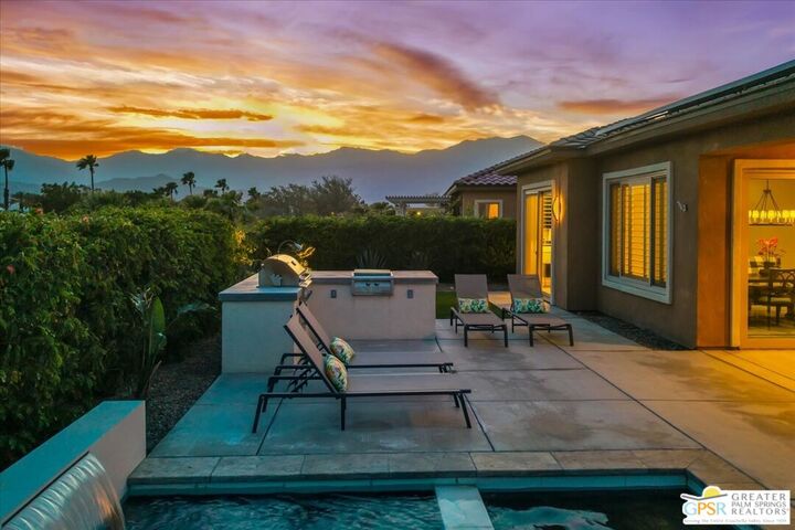 Property Photo: 37 Cabernet CA 92270