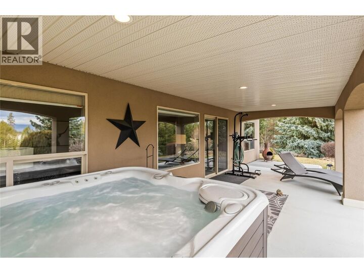 Property Photo: 2155 Horizon Drive 18 BC V1Z 3Z8