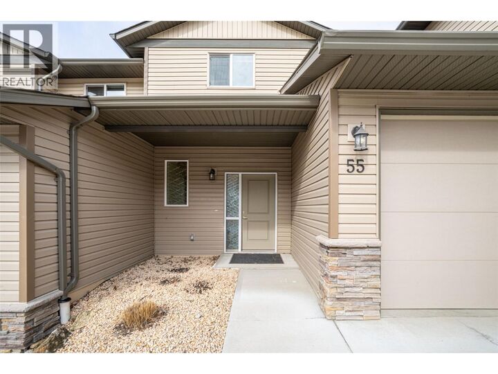 Property Photo: 933 Mt Robson Place 55 BC V1B 4G4