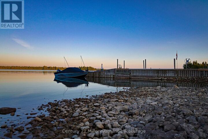 Property Photo:  119 Pine Tree Harbour Road  ON N0H 1Z0 