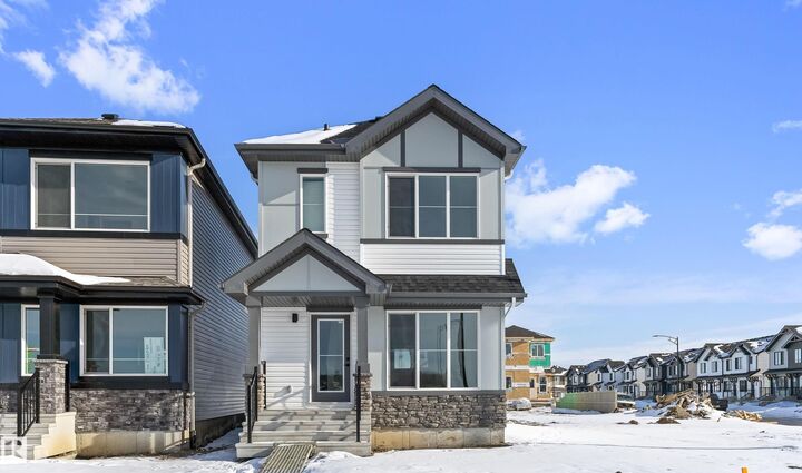 Property Photo: 1008 14 Avenue NW AB T6T 2W7