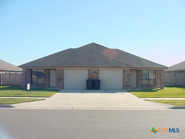 Property Photo:  1305 Nicholas Circle  TX 76542 