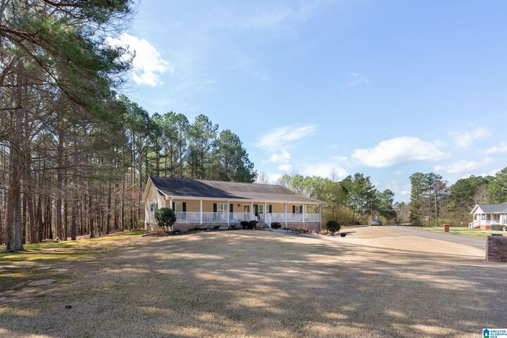 Property Photo:  54 Pine Ridge Drive  AL 35172 