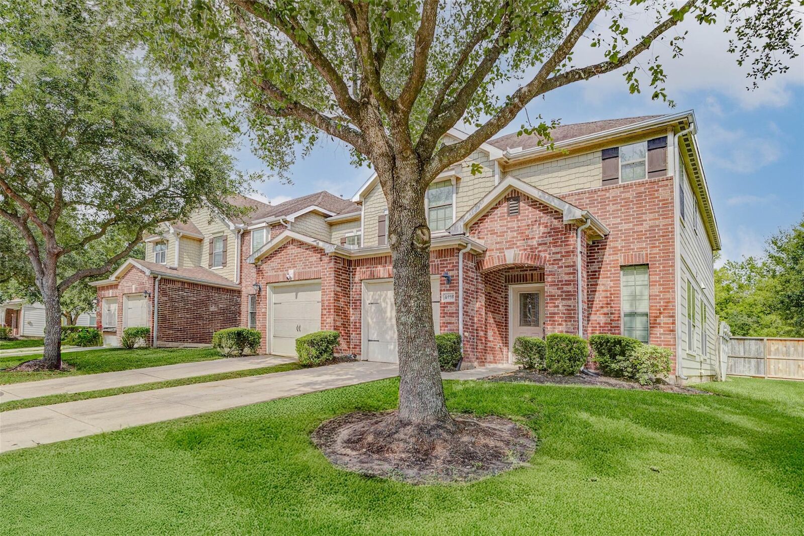 Property Photo:  8115 Barnes Ridge Lane  TX 77072 
