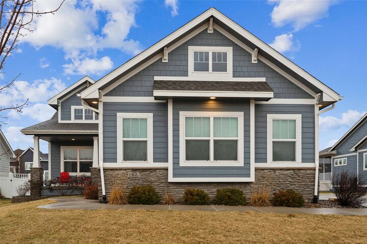 Property Photo:  1620 SW Cascade Falls Drive  IA 50023 