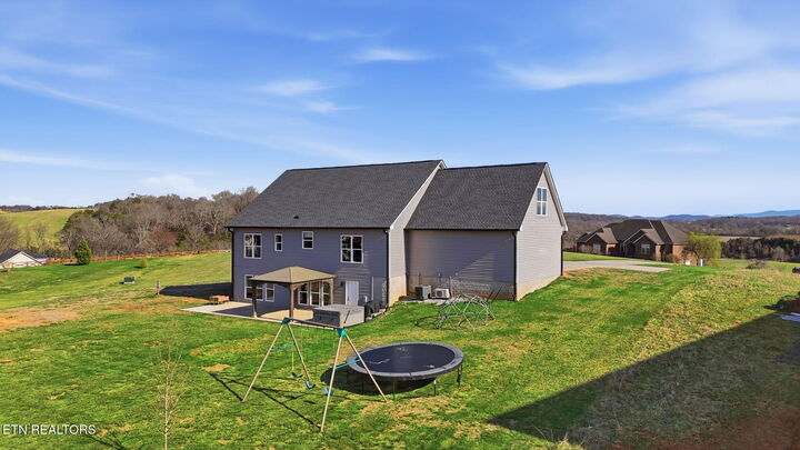 Property Photo:  806 River Drive  TN 37709 