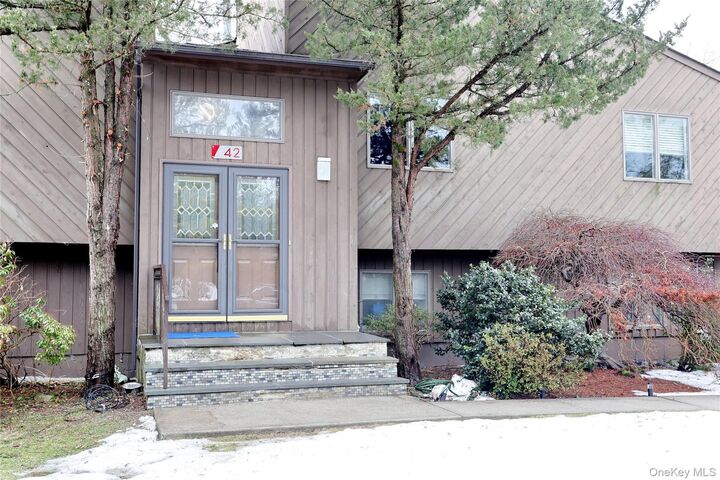 Property Photo:  42 Cragmere Road  NY 10901 