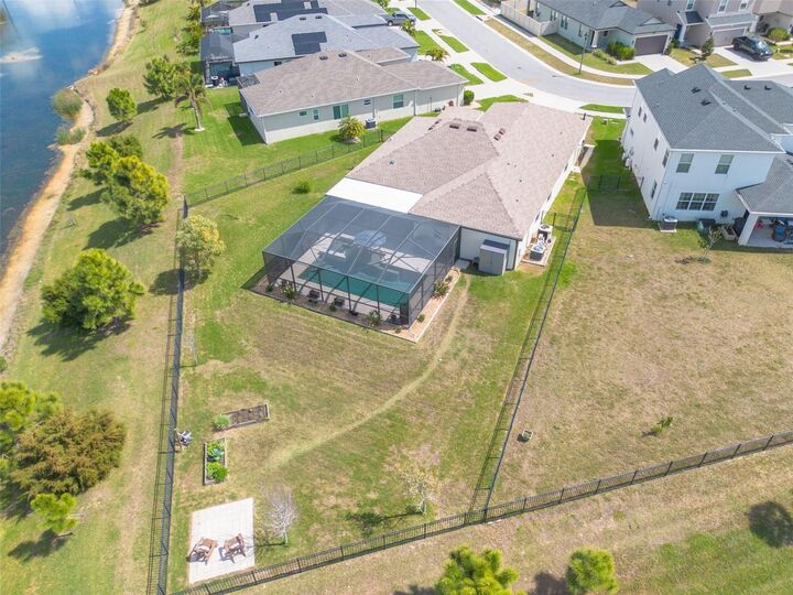 Property Photo:  1509 N River Circle  FL 34689 