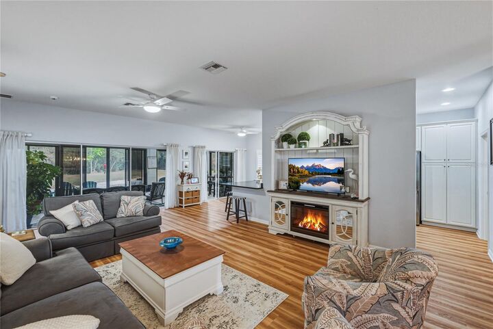 Property Photo: 5329 Hogan Lane FL 33884