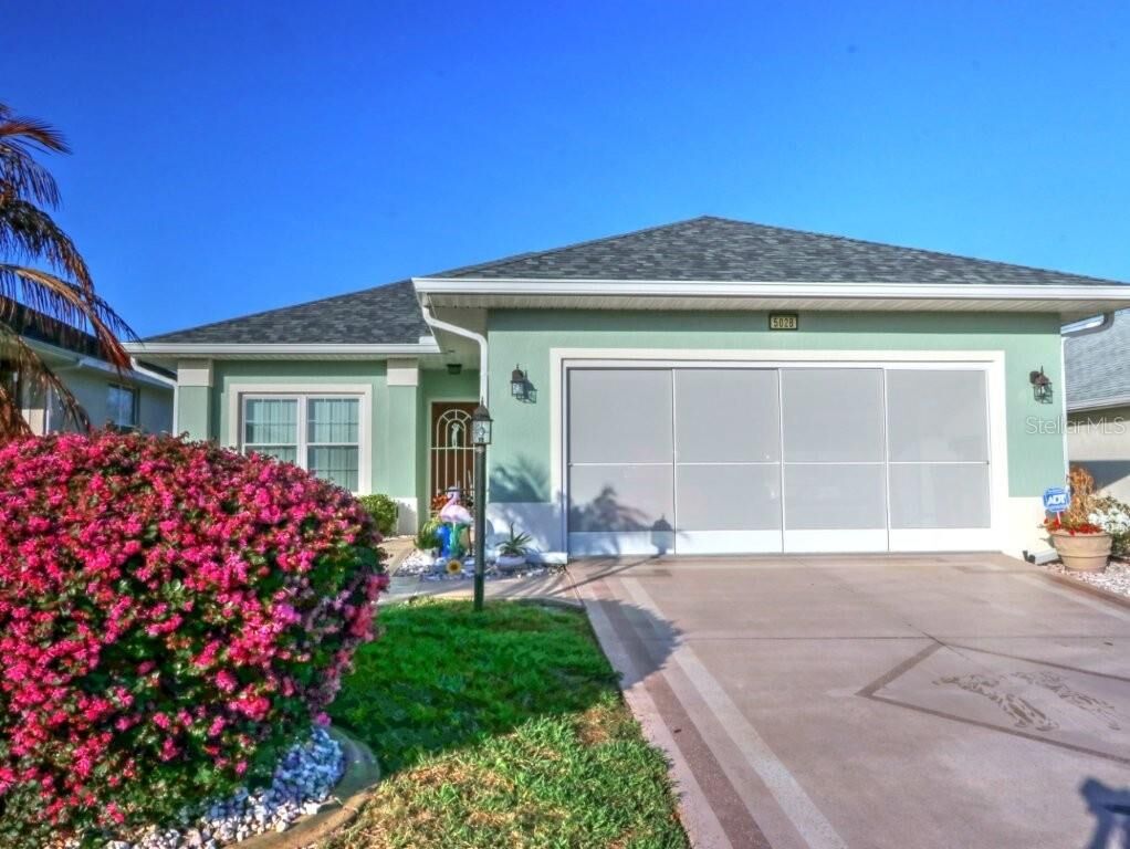 Property Photo: 5028 St. Andrews FL 34748