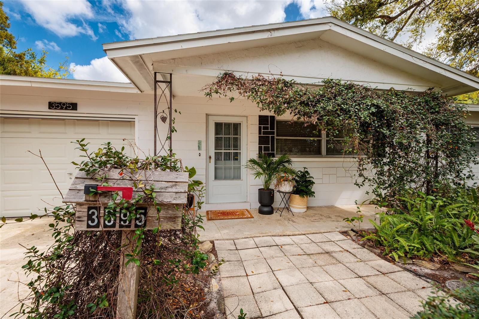 Property Photo:  3595 79th Street N  FL 33710 