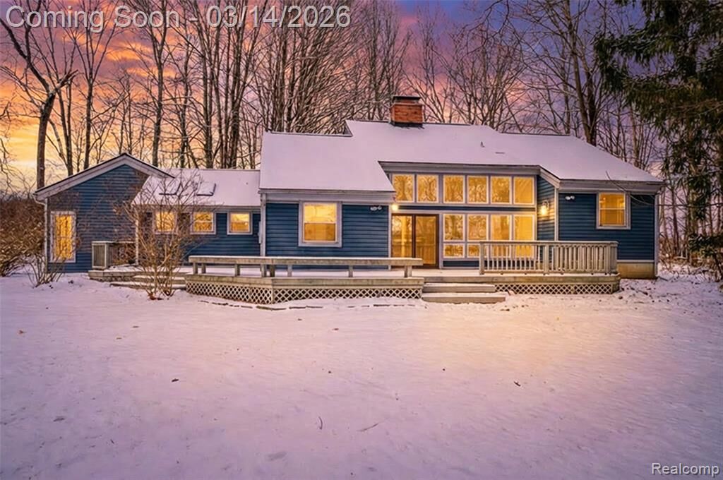Property Photo:  9800 Roberts Road  MI 48137 9535 