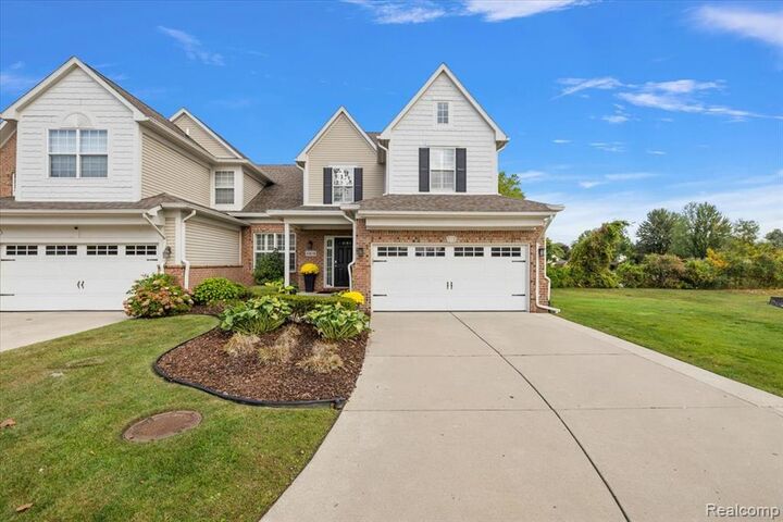 Property Photo:  4404 Navin Field Lane  MI 48085 5738 