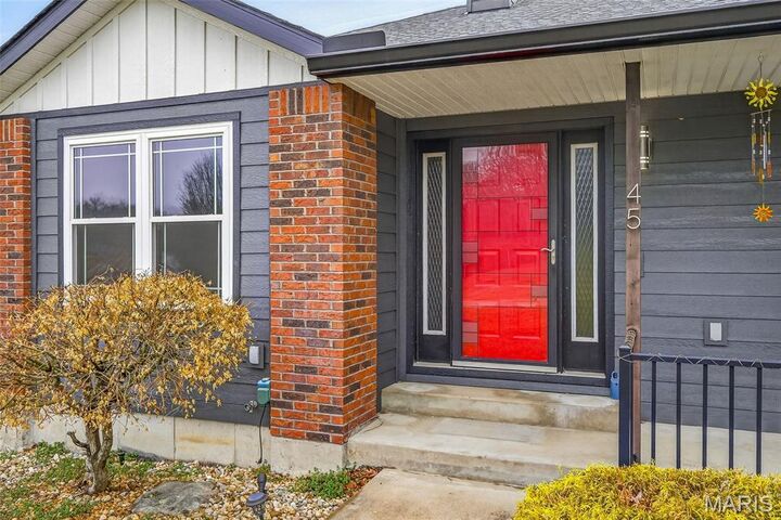 Property Photo:  45 Ashford Place  MO 63028 