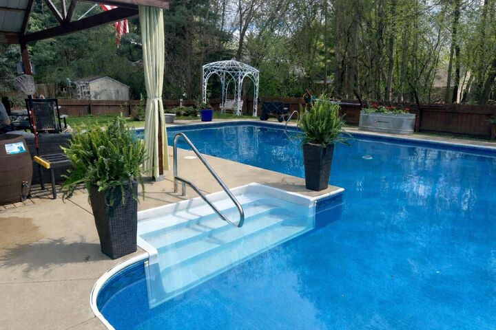 Property Photo:  1327 Montclair Pl  WI 53538 