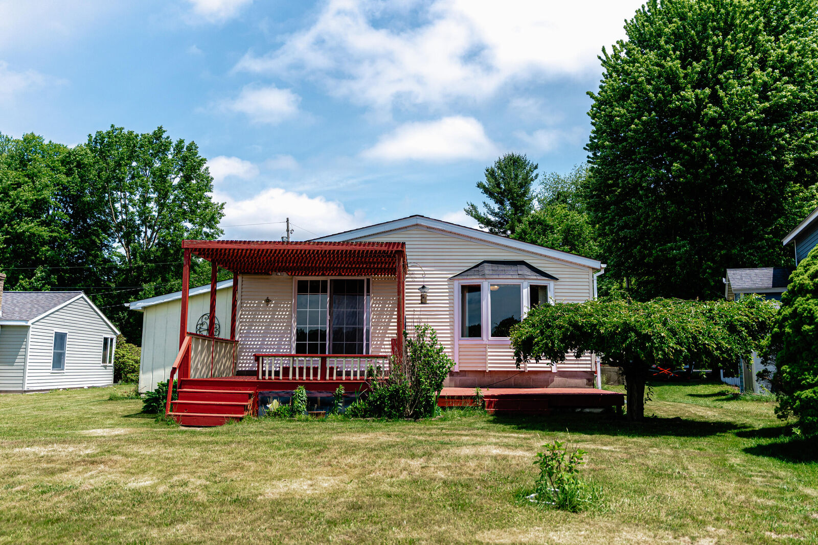 Property Photo:  12515 S Rosemary Avenue  MI 49327 