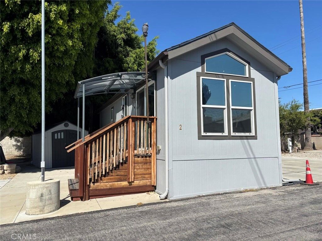 Property Photo:  16540 Whittier Boulevard 2  CA 90603 