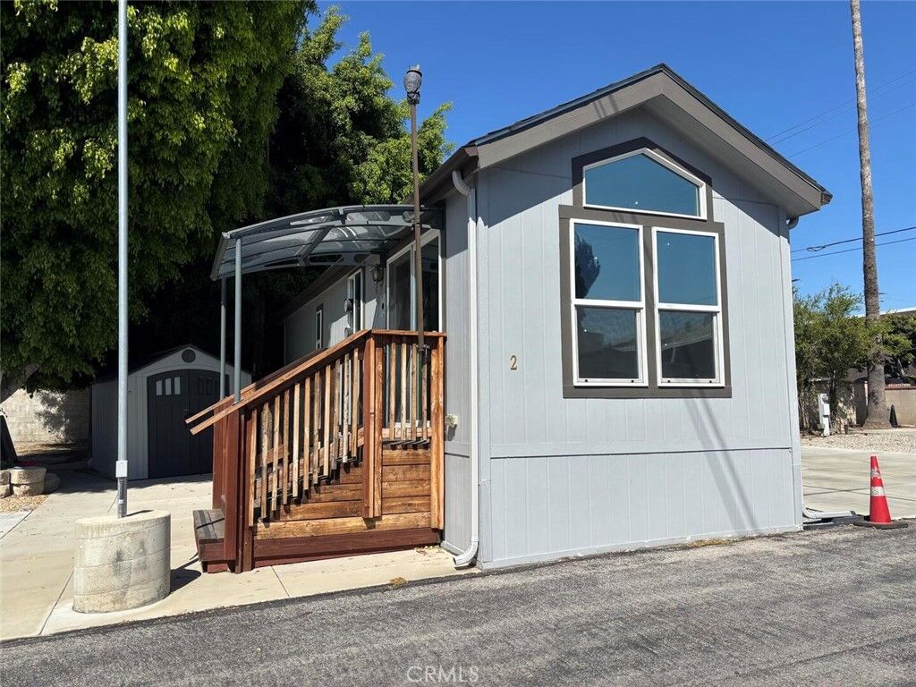 Property Photo:  16540 Whittier Boulevard 2  CA 90603 