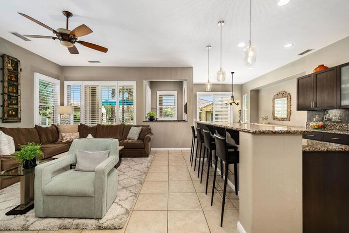 Property Photo: 118 Mission Lake Way CA 92270