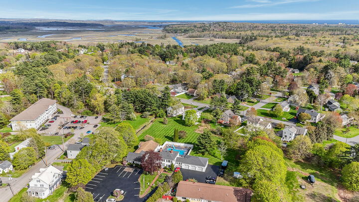 Property Photo:  626 US Route 1  ME 04074 