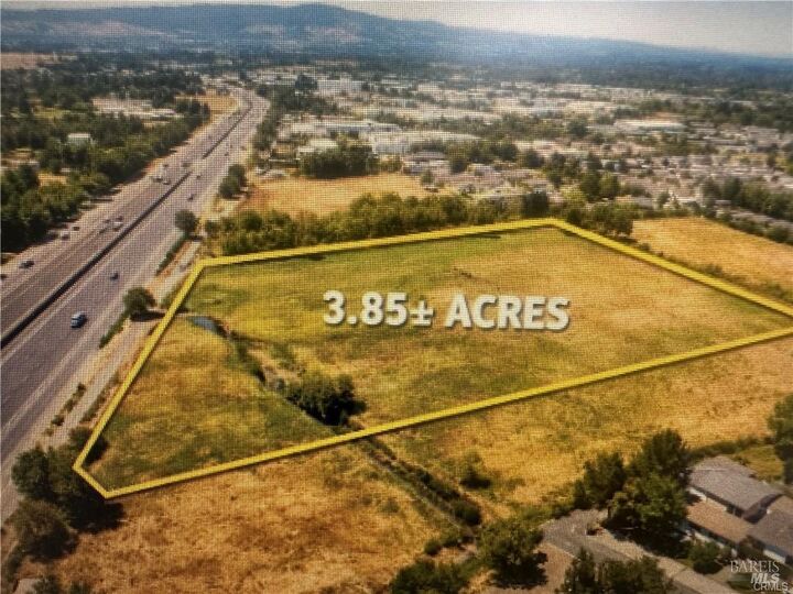 Property Photo:  705 Shiloh Road  CA 95492 