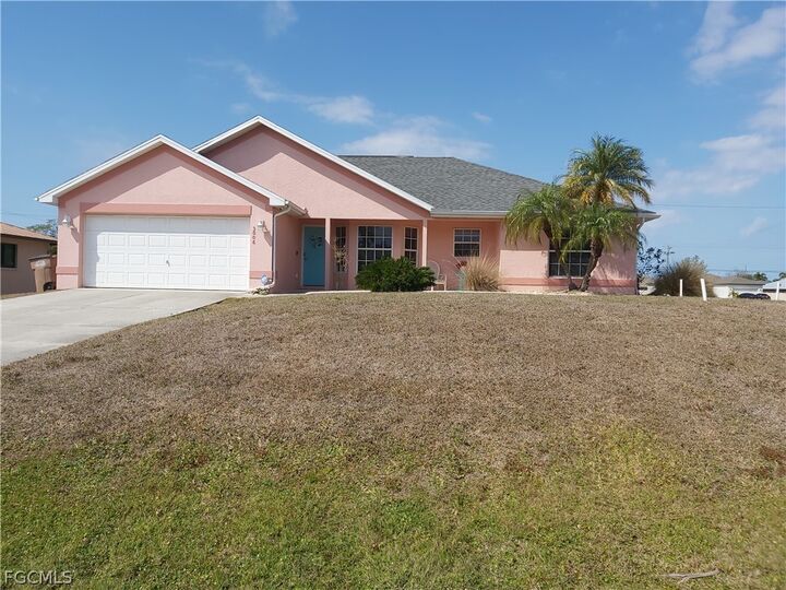 Property Photo:  3006 SW 15th Place  FL 33914 