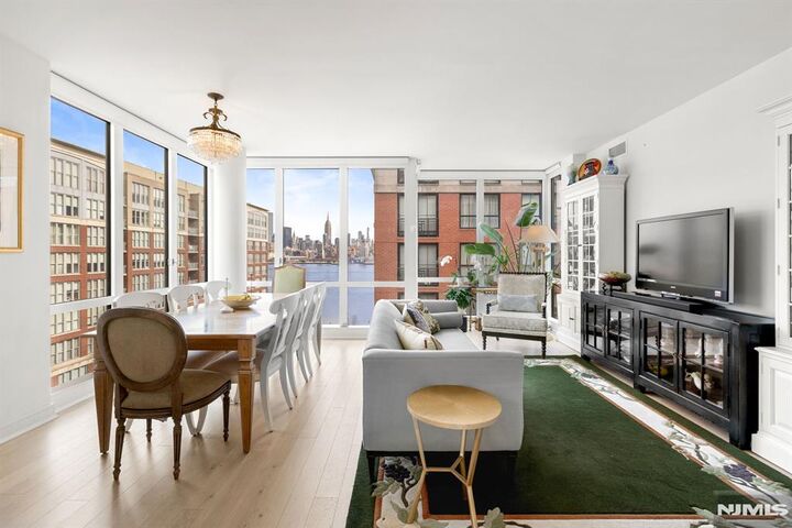 Property Photo:  1000 Maxwell Lane 9C  NJ 07030 