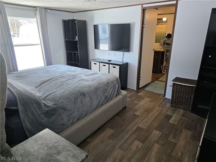 Property Photo:  135 Inglewood Place  OH 44035 