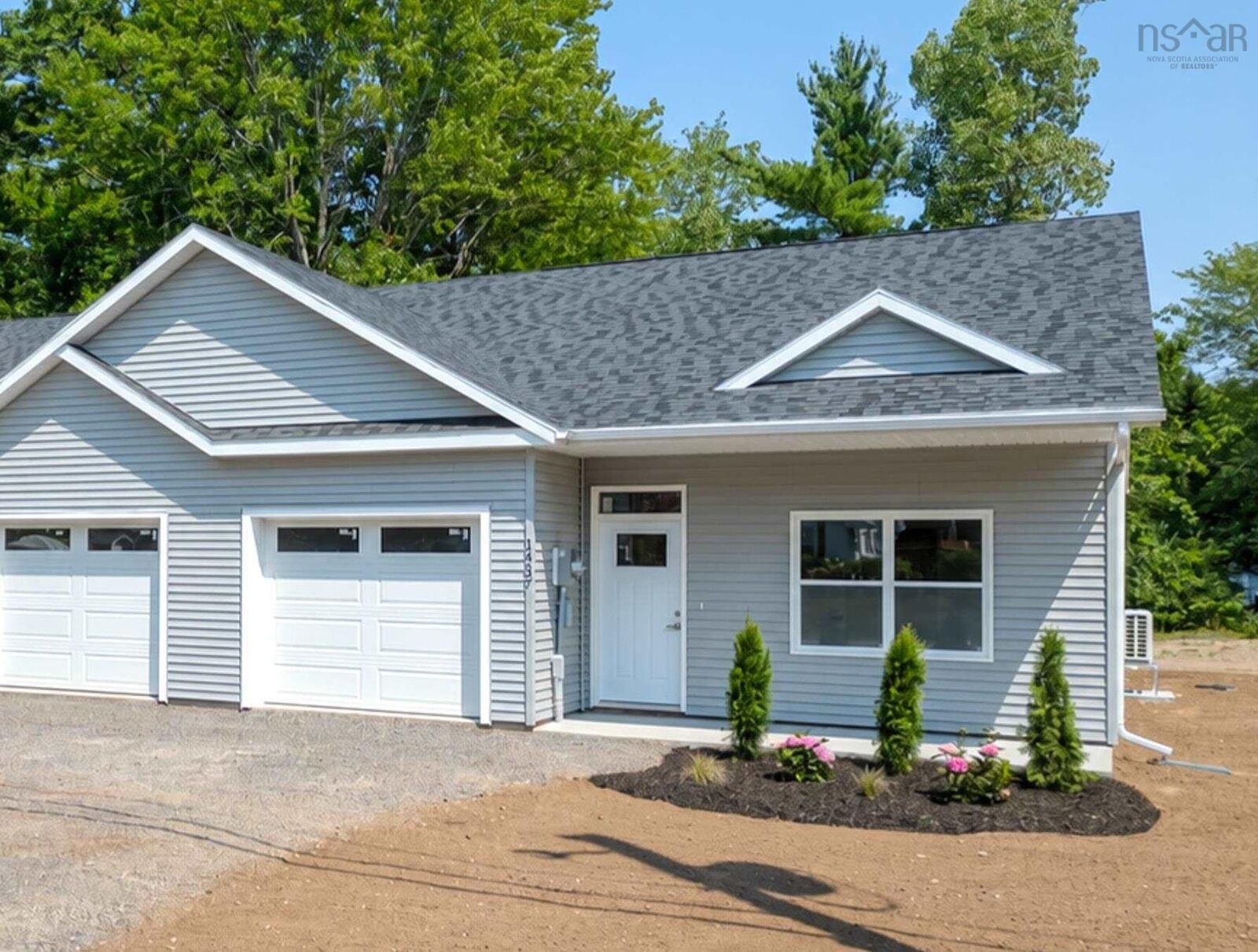 Property Photo: 1437 Princess Crescent NS B4R 1B2