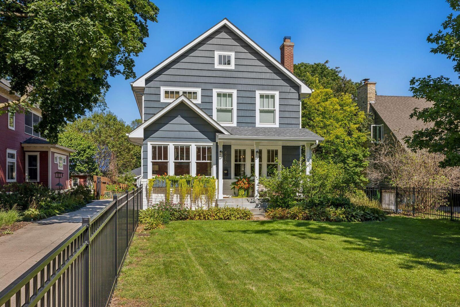 Property Photo:  4210 W 44th Street  MN 55424 