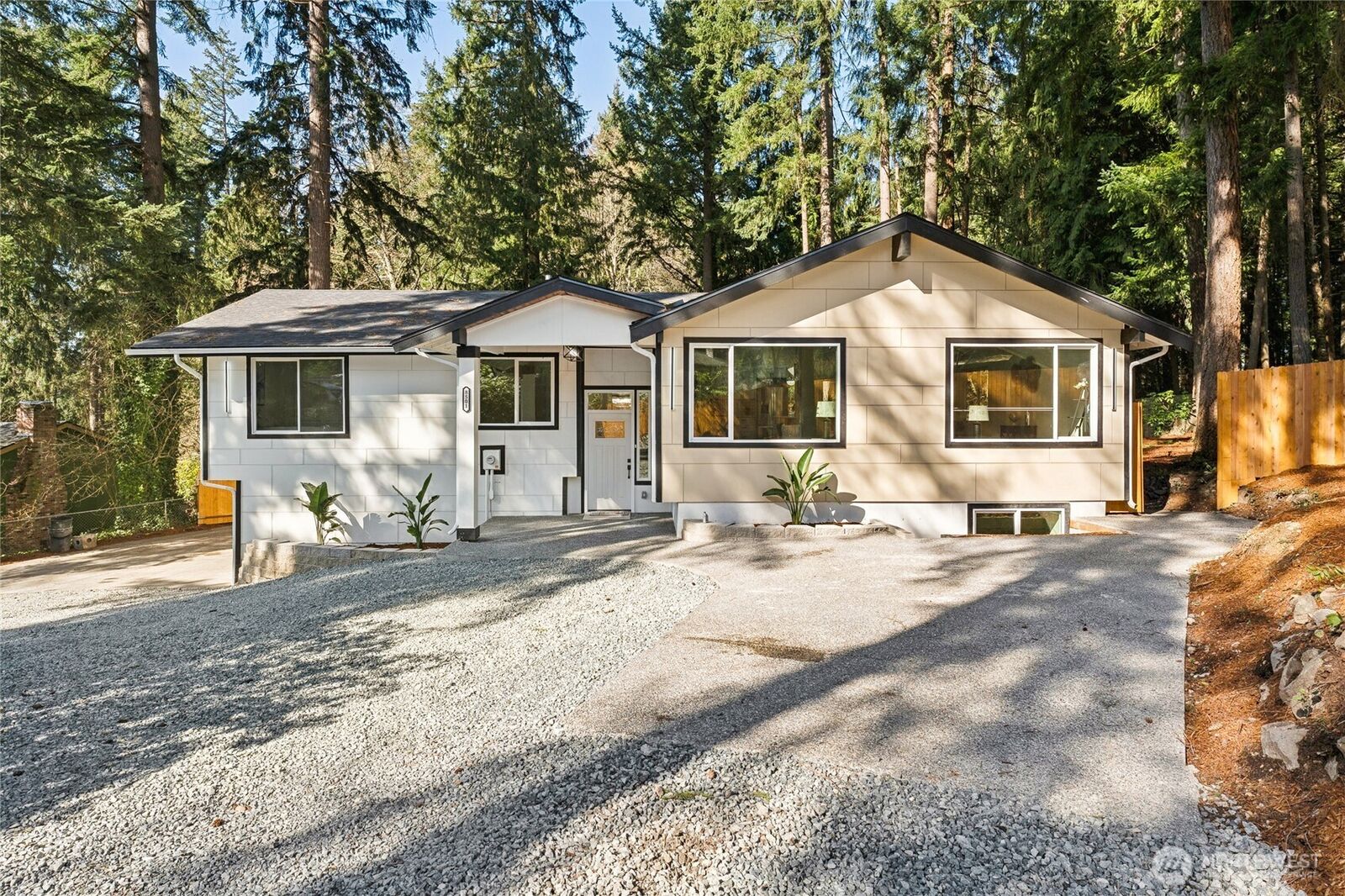 Property Photo:  8501  121st Street E  WA 98373 