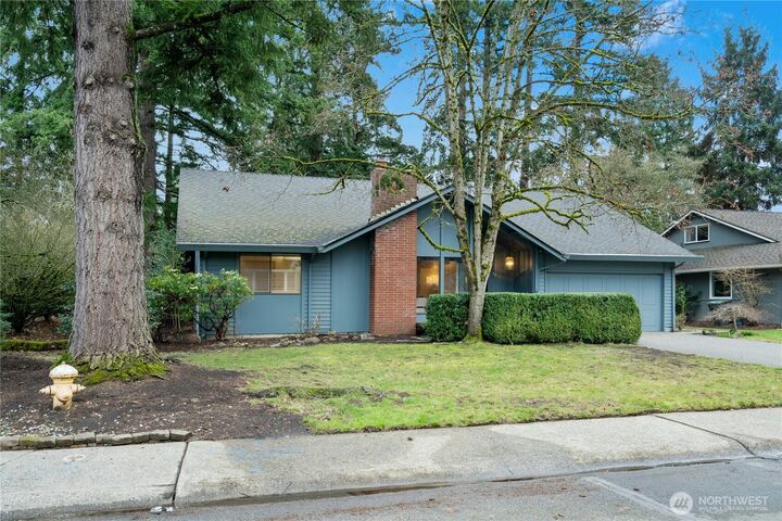 Property Photo:  1912  161st Avenue NE  WA 98008 