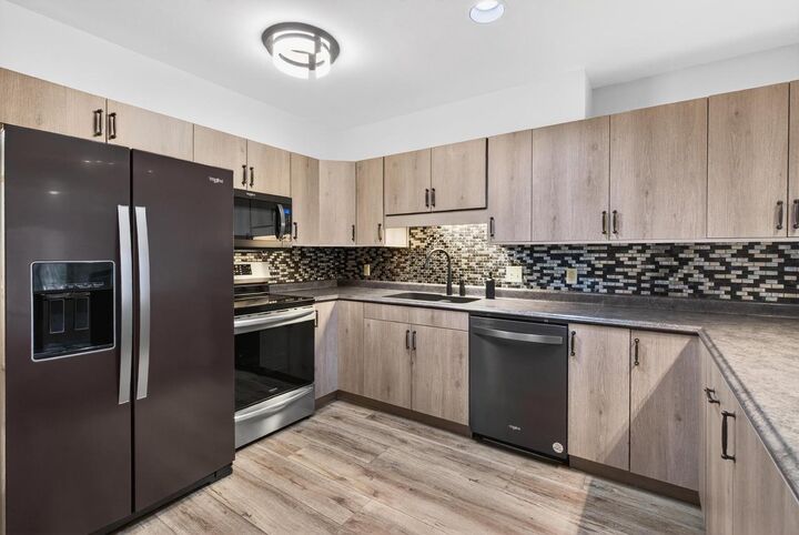 Property Photo:  511 Griswold Street 4  WI 54971 